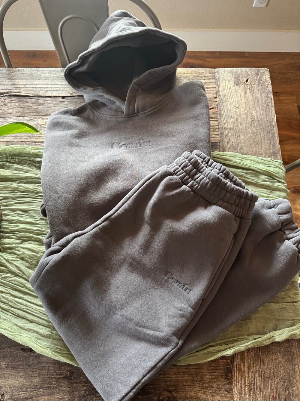 Comfit Women's Gray Track Joggers - Relaxed Fleece Jogger set